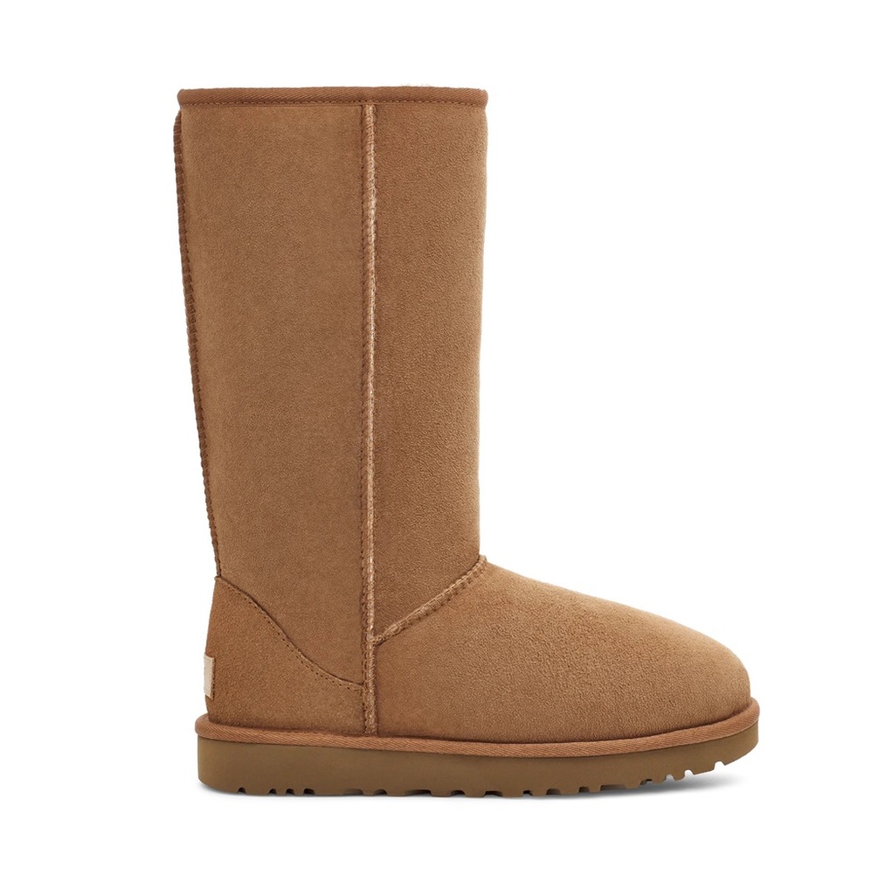 Brown uggs barely used size 9 in women